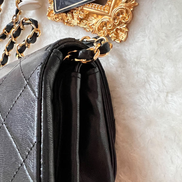Vintage Chanel Double Flap Bag - Black