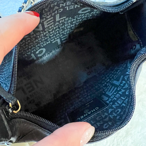 Vintage Chanel Ginza Exclusive Camélia Hand Bag - Black (Limited Edition)