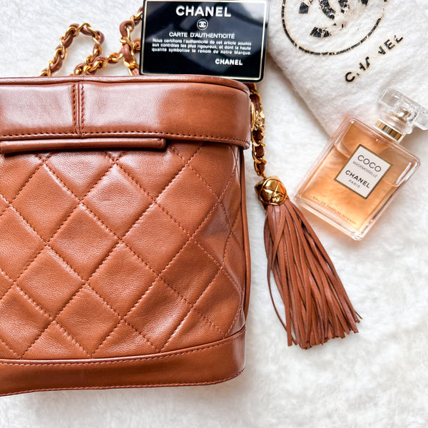 Vintage Chanel Vanity Bag with Tassel - Caramel Latte