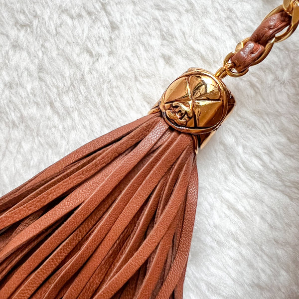 Vintage Chanel Vanity Bag with Tassel - Caramel Latte