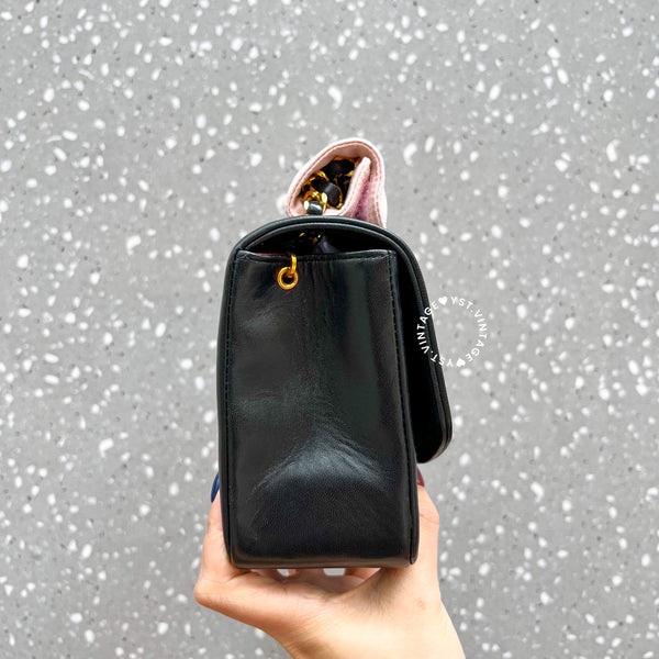 Vintage CHANEL Diana Small Flap Bag - Black 002