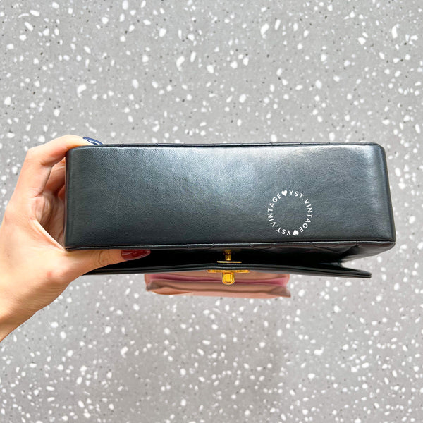 Vintage CHANEL Diana Small Flap Bag - Black 002