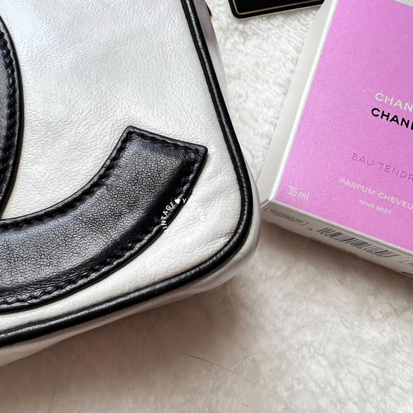 Vintage Chanel Coco Mark Camera Bag With Tassel - White x Navy 002