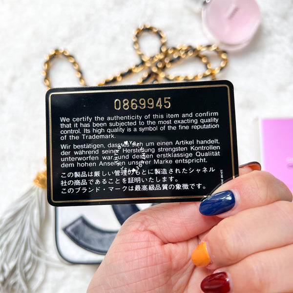 Vintage Chanel Coco Mark Camera Bag With Tassel - White x Navy 002