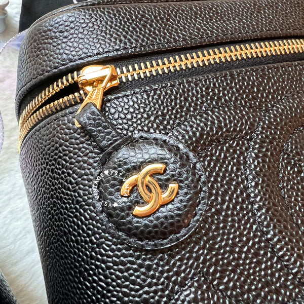 Vintage CHANEL Vertical Vanity Bag - Caviar Black 005 (Code: 036600)