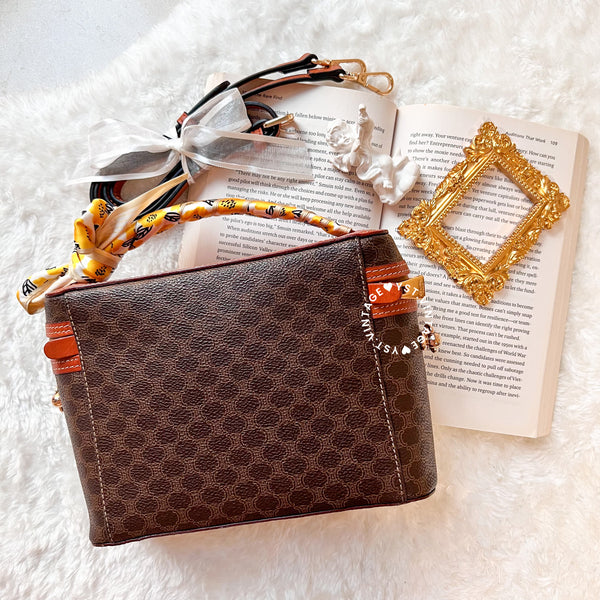 Vintage CELINE Macadam Vanity Bag 023 - Brown (Code: 041900 )