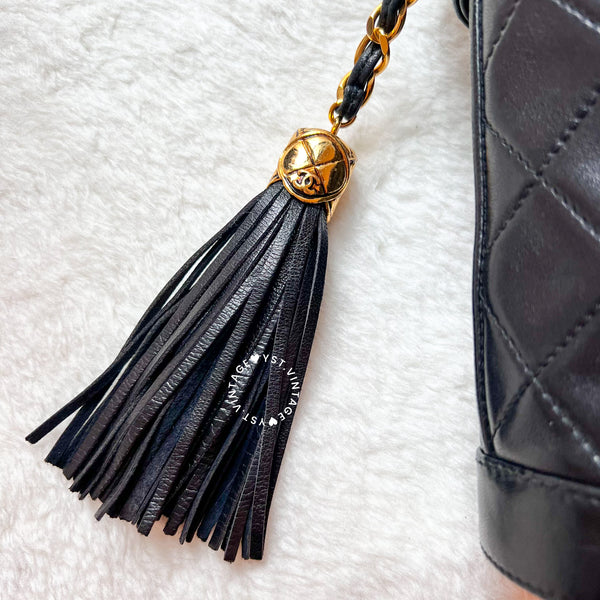 Vintage Chanel Vanity Bag with Tassel - Black 002