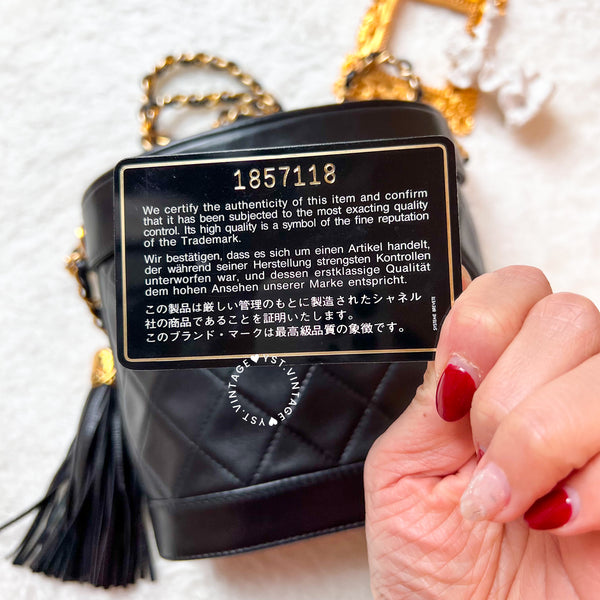 Vintage Chanel Vanity Bag with Tassel - Black 002