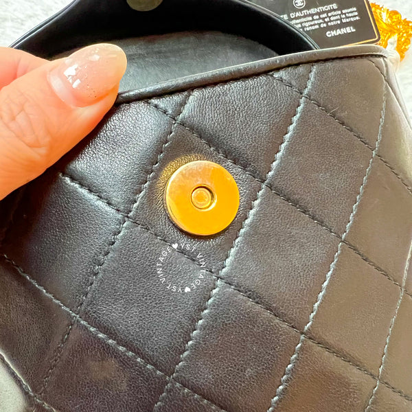 Vintage Chanel Vanity Bag with Tassel - Black 002