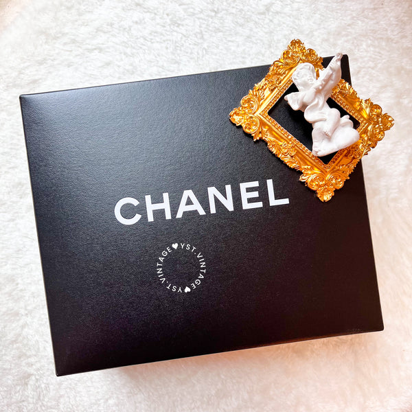 Vintage Chanel Vanity Bag with Tassel - Black 002