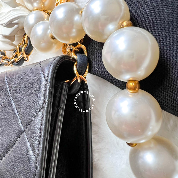 Vintage Chanel Push-Lock 25cm Square Flap Bag - Black x Gold 002