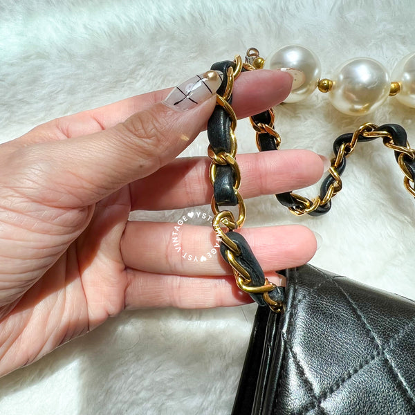 Vintage Chanel Push-Lock 25cm Square Flap Bag - Black x Gold 002