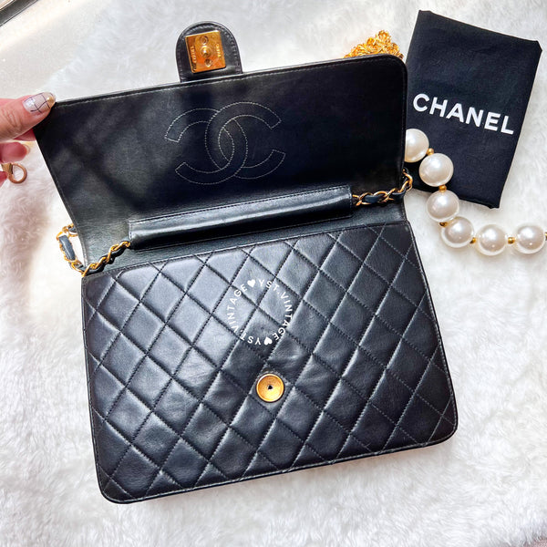Vintage Chanel Push-Lock 25cm Square Flap Bag - Black x Gold 002