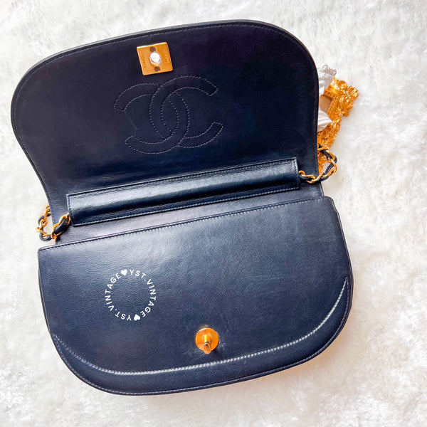 Vintage Chanel Moon Shape Turn-lock Flap Bag - Navy (Code: 035800)