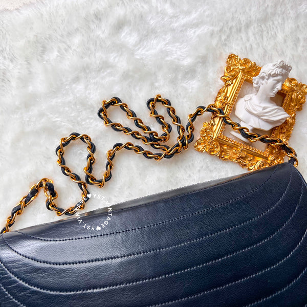 Vintage Chanel Moon Shape Turn-lock Flap Bag - Navy (Code: 035800)