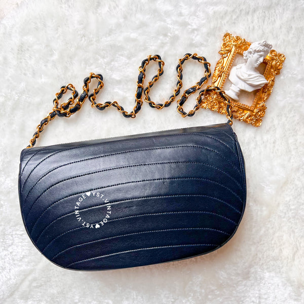Vintage Chanel Moon Shape Turn-lock Flap Bag - Navy (Code: 035800)