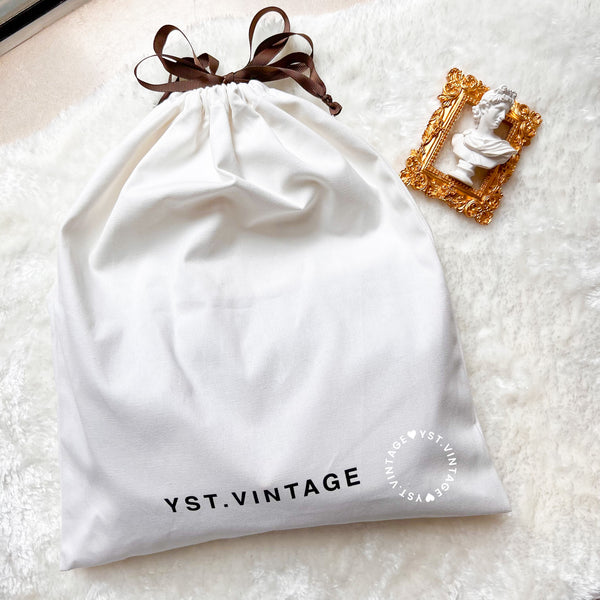 Vintage Chanel Moon Shape Turn-lock Flap Bag - Navy (Code: 035800)