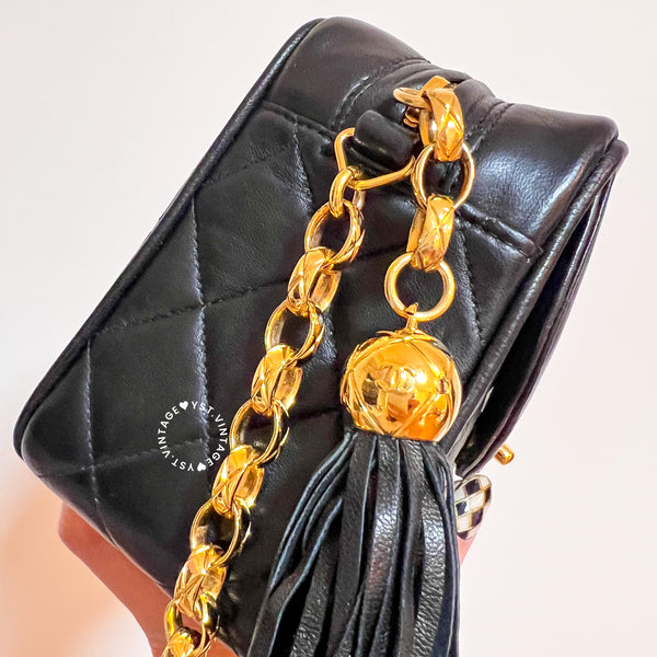 Vintage CHANEL Camera Bag with Bijoux Chain - Black (Code: 048700)
