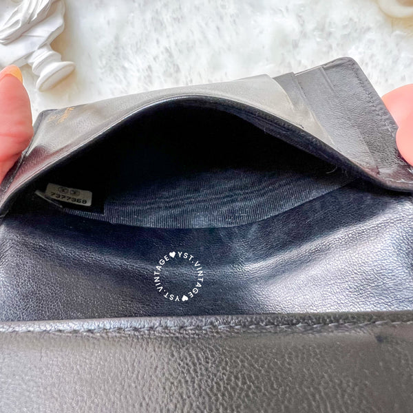 Vintage Chanel Caviar Coco Card Holder - Black 002 (Code: 036100)