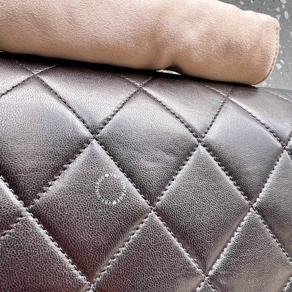 Vintage CHANEL Diana Small Flap Bag - Black 004 (Code: 049100)