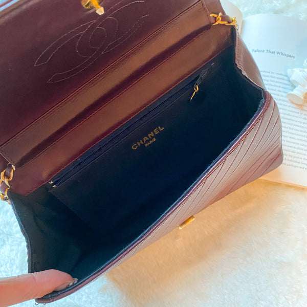 Vintage Chanel Single Flap Bag - Burgundy x Gold 003