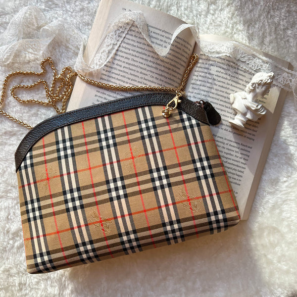 Vintage Burberrys Clutch 002