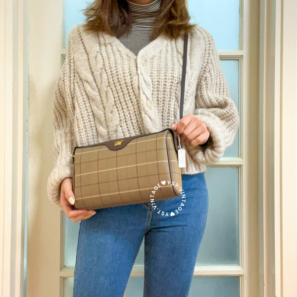 Vintage Burberrys Clutch 002