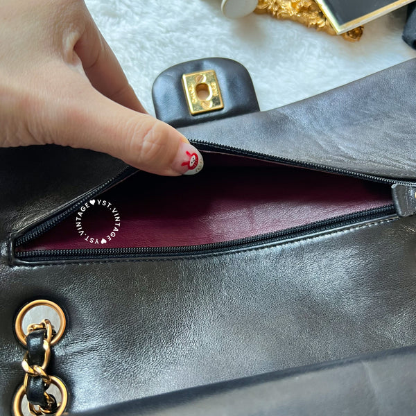 Vintage Chanel Medium Classic Flap Bag CF25 - Black