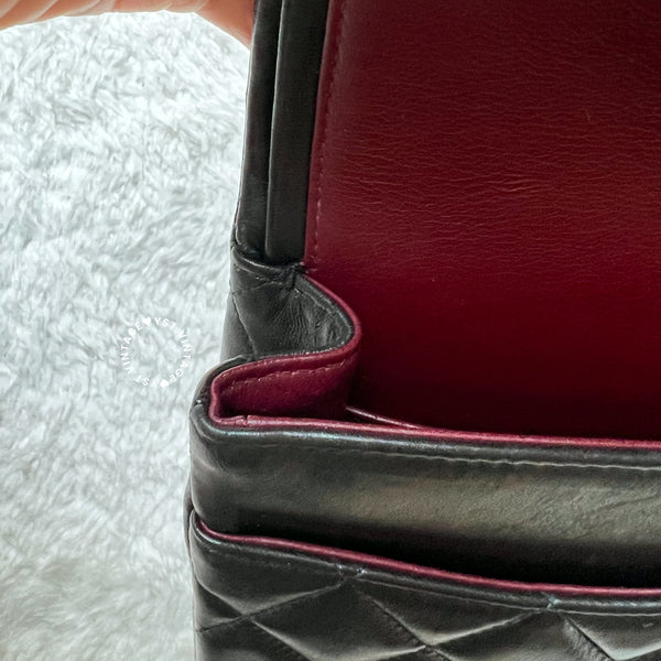 Vintage Chanel Medium Classic Flap Bag CF25 - Black