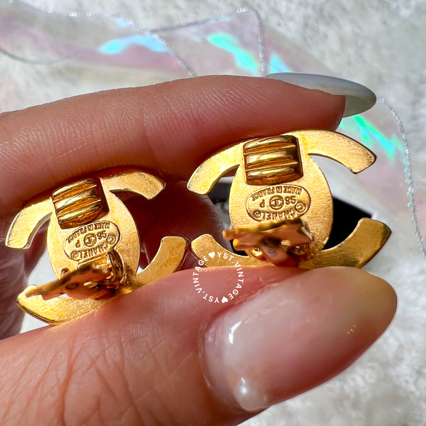Vintage Chanel Turn-lock Coco Mark Ear Clips - 96P (Code: 037300)