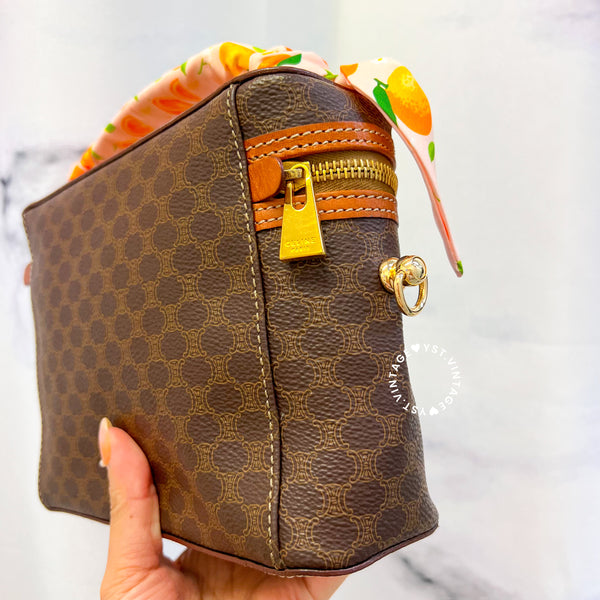 Vintage CELINE Macadam Vanity Bag 021 - Brown (Code: 037500 )