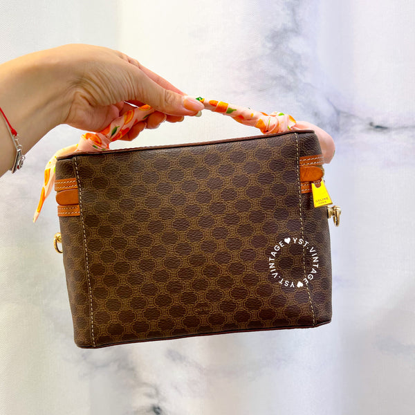 Vintage CELINE Macadam Vanity Bag 021 - Brown (Code: 037500 )