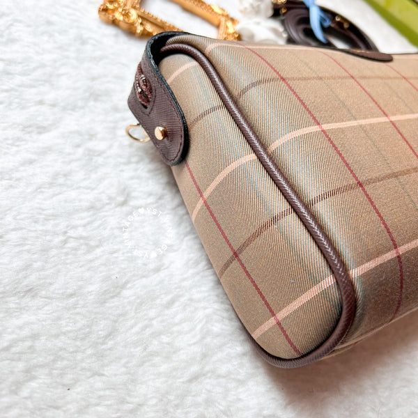 Vintage Burberrys Clutch 002