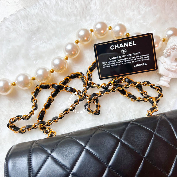 Vintage CHANEL Diana Flap Bag - Black (Code: 038600)