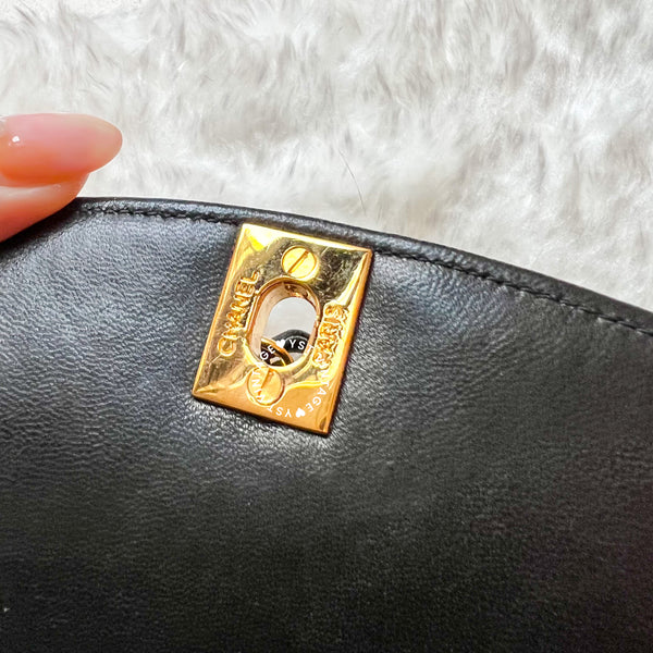 Vintage CHANEL Diana Flap Bag - Black (Code: 038600)