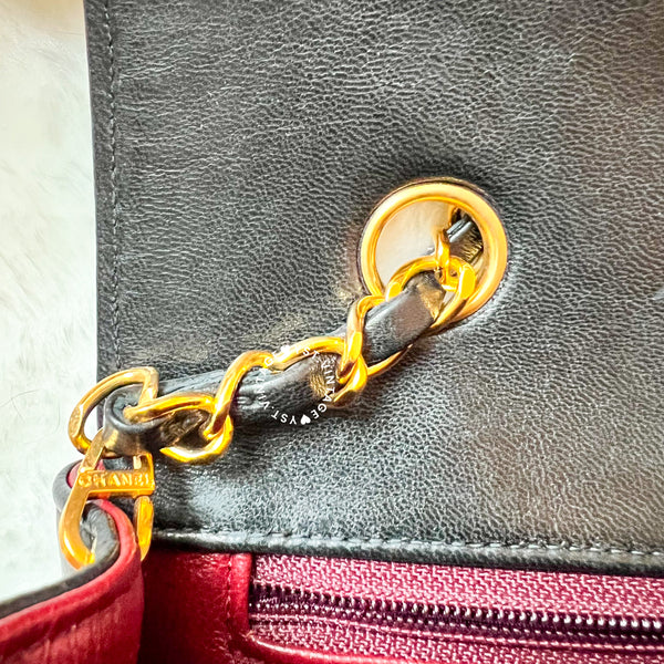 Vintage CHANEL Diana Flap Bag - Black (Code: 038600)