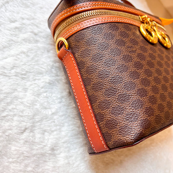 Vintage CELINE Macadam Vanity Bag With Donut Hardware - Brown