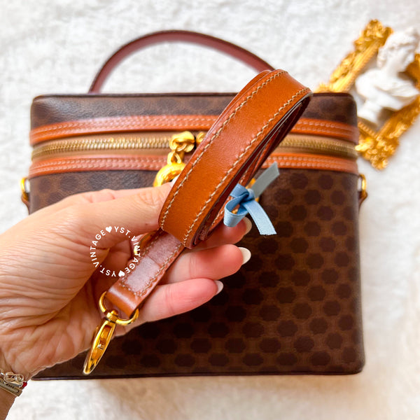 Vintage CELINE Macadam Vanity Bag With Donut Hardware - Brown