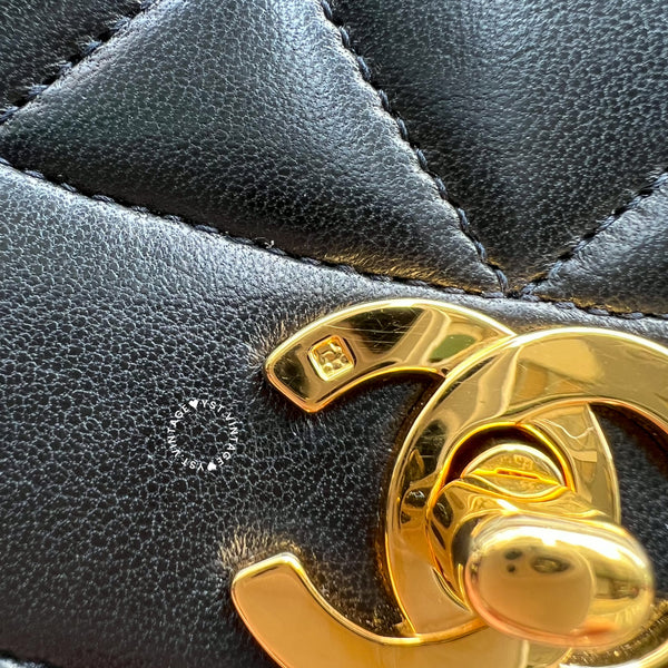 Vintage CHANEL Diana Small Flap Bag - Black 005 (Code: 057800)