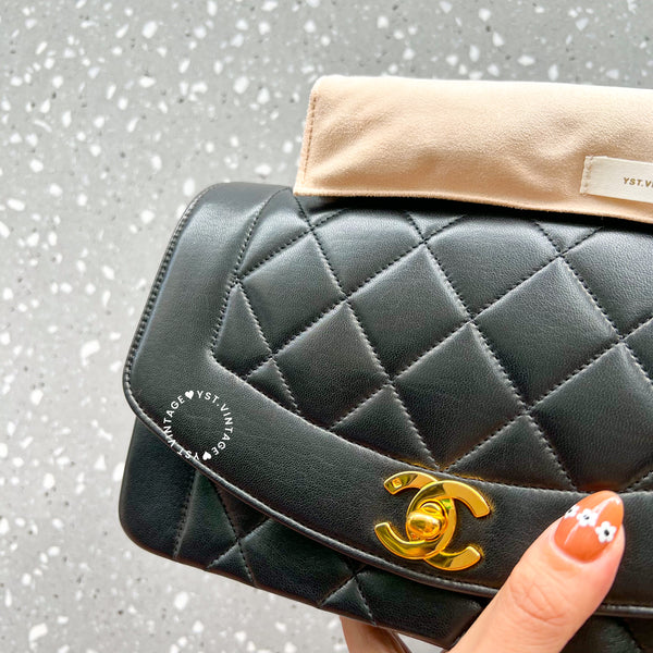 Vintage CHANEL Diana Small Flap Bag - Black 005 (Code: 057800)