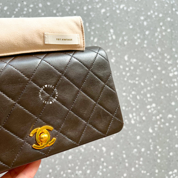 Vintage Chanel 19cm Mini Flap Turn-Lock Bag - Brown 003