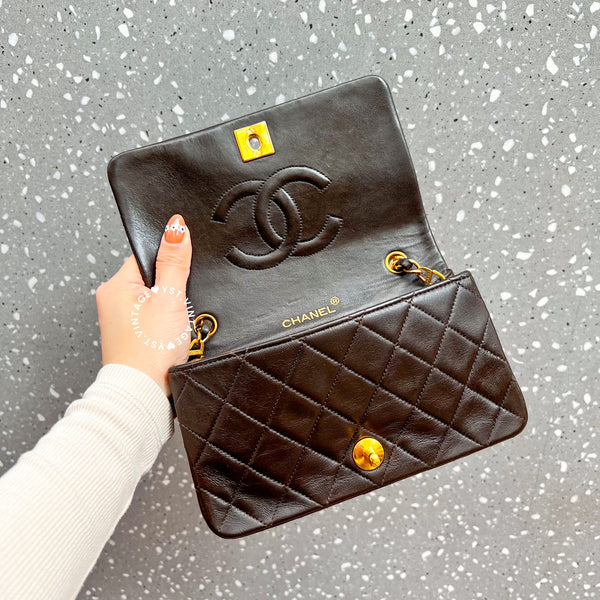 Vintage Chanel 19cm Mini Flap Turn-Lock Bag - Brown 003