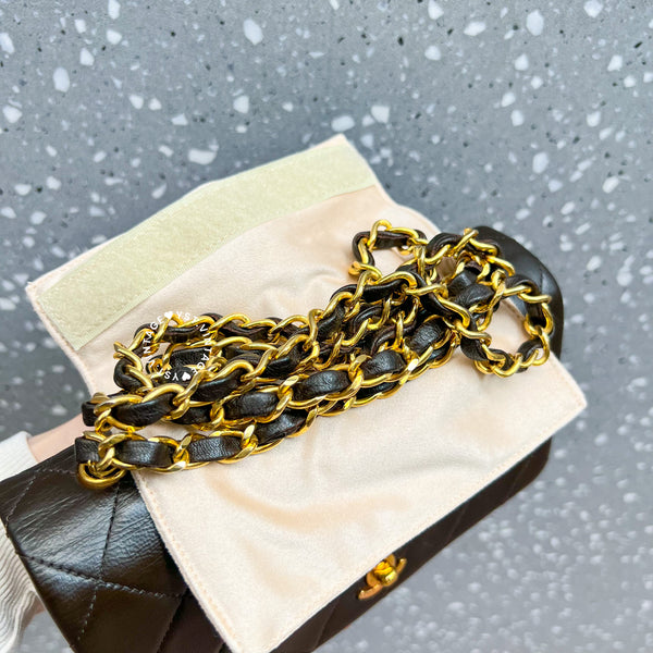 Vintage Chanel 19cm Mini Flap Turn-Lock Bag - Brown 003