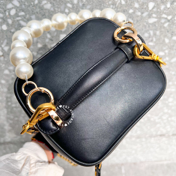 Vintage CHANEL Vertical Vanity Bag - Lambskin Black 007