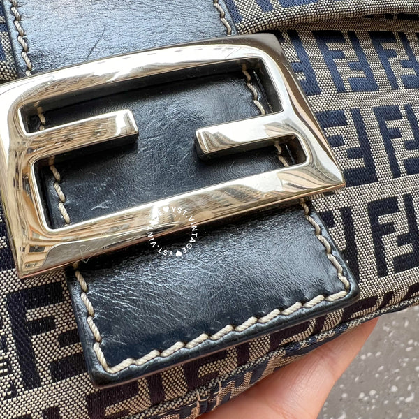 Vintage Fendi Baguette - Navy