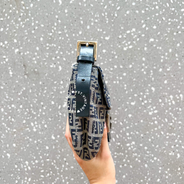 Vintage Fendi Baguette - Navy