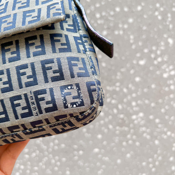 Vintage Fendi Baguette - Navy