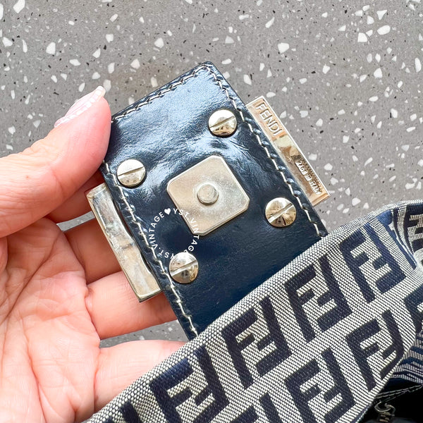 Vintage Fendi Baguette - Navy