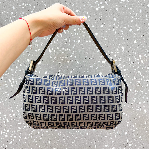 Vintage Fendi Baguette - Navy