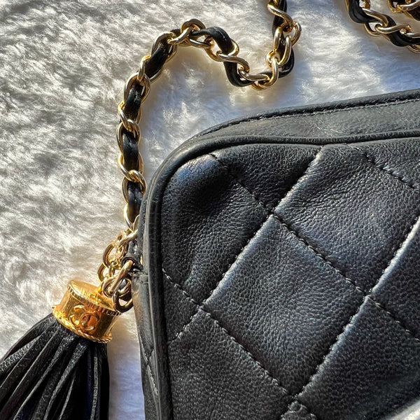 Vintage Chanel Square Camera Bag With Tassel - Black